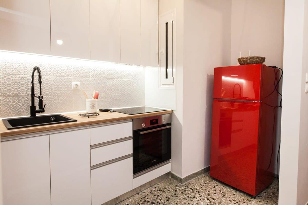 Contemporary Stylish Apartment Located Near Metaxourgeio Area Aten Exteriör bild