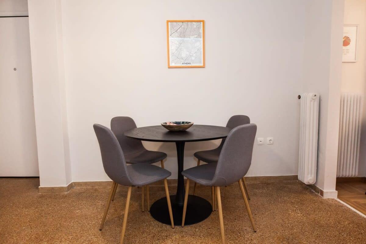 Contemporary Stylish Apartment Located Near Metaxourgeio Area Aten Exteriör bild
